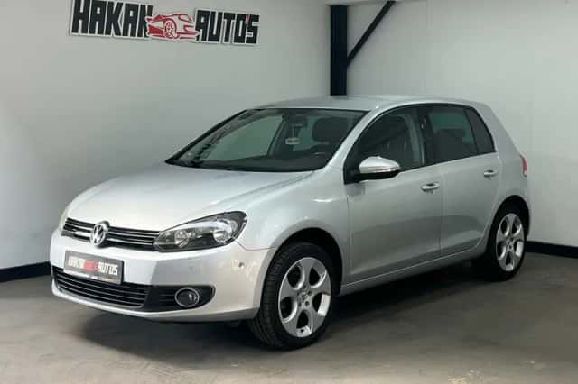 Volkswagen Golf (2010) thumbnail 1