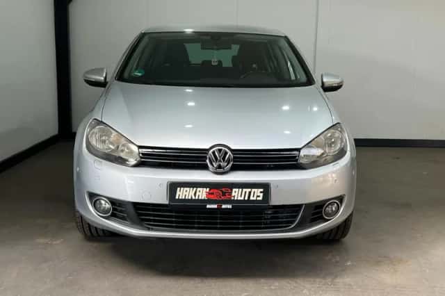 Volkswagen Golf (2010) thumbnail 5