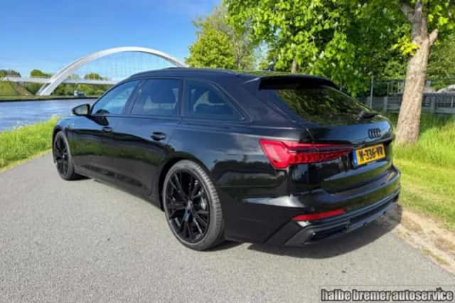 Audi A6 (2022) thumbnail 2