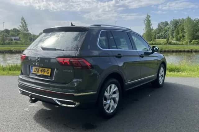Volkswagen Tiguan (2021) thumbnail 5