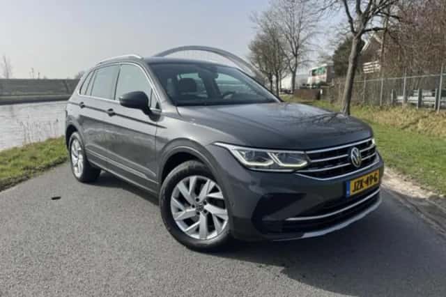 Volkswagen Tiguan (2021) thumbnail 6