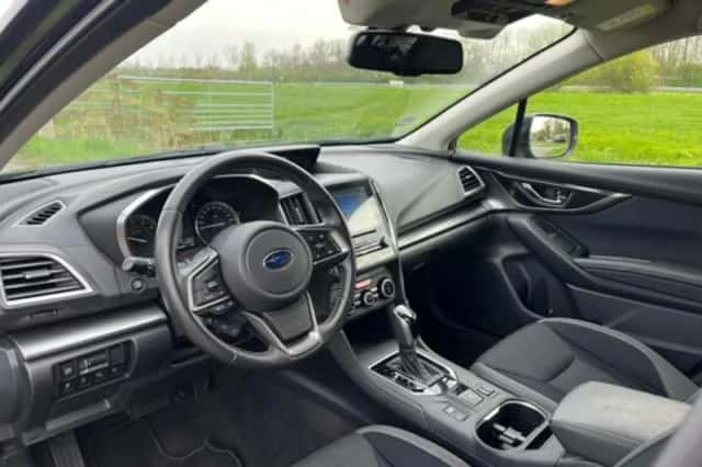 Subaru Impreza (2017) thumbnail 6