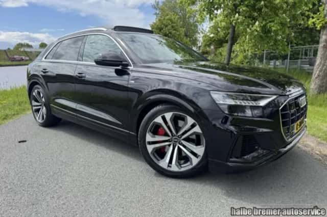 Audi Q8 (2021) thumbnail 1