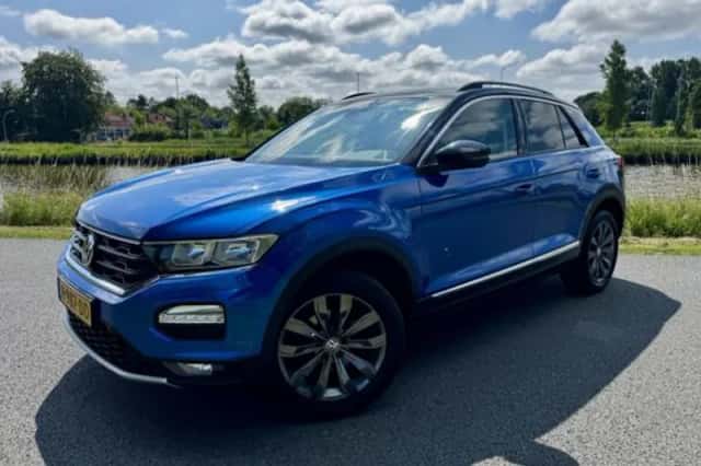 Volkswagen T-Roc (2020) thumbnail 5