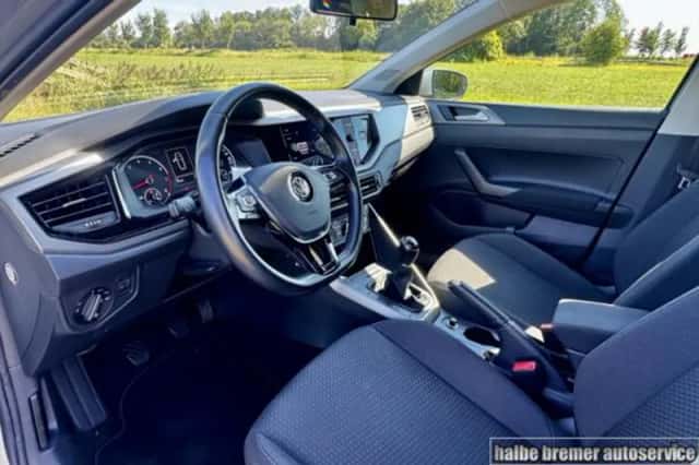 Volkswagen Polo (2018) thumbnail 3