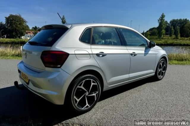 Volkswagen Polo (2018) thumbnail 4