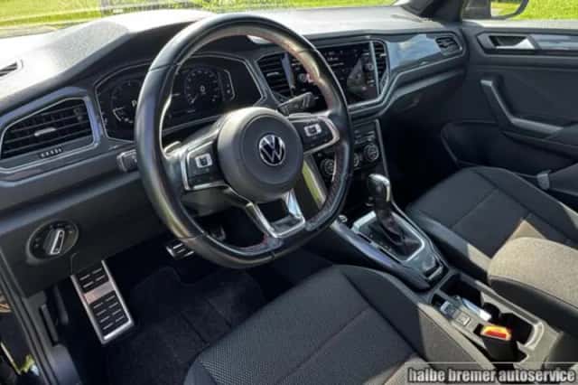 Volkswagen T-Roc (2021) thumbnail 4