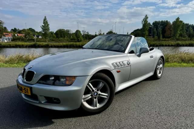 BMW Z3 (1996) thumbnail 2