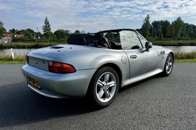 BMW Z3 (1996) thumbnail 4
