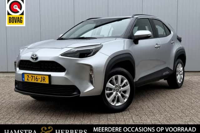 Toyota Yaris Cross (2024) thumbnail 1