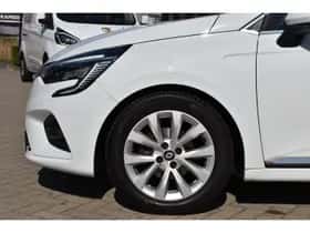 Renault Clio (2022) thumbnail 8