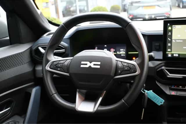 Dacia Duster (2025) thumbnail 15
