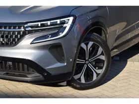 Renault Austral (2025) thumbnail 2