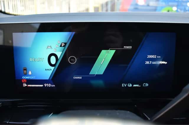 Renault Austral (2025) thumbnail 18