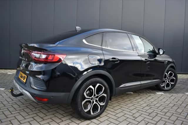 Renault Arkana (2021) thumbnail 2