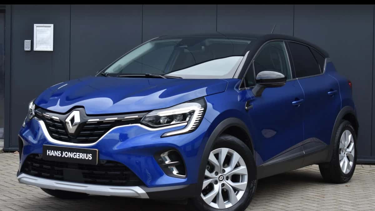 Renault Captur (2022) — foto 1