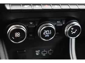 Renault Captur (2022) thumbnail 22