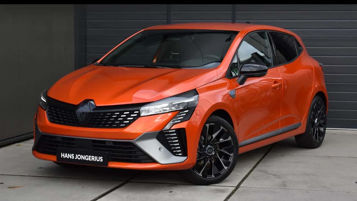 Renault Clio (2025) — foto 1