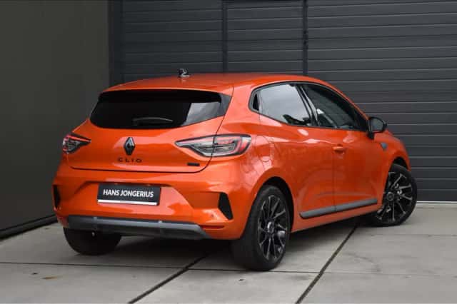 Renault Clio (2025) thumbnail 3