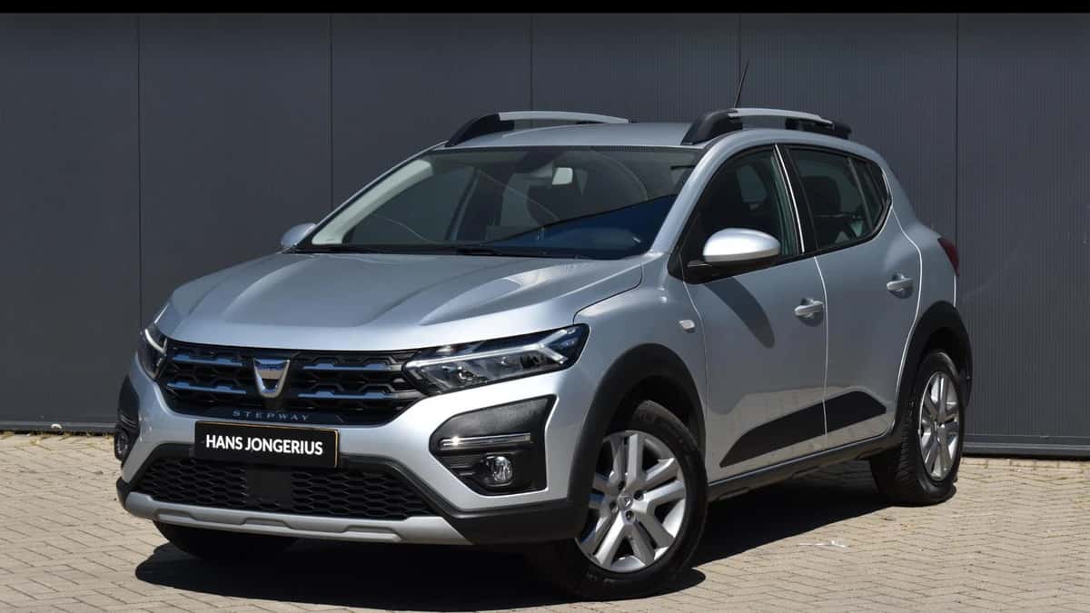 Dacia Sandero Stepway (2022) — foto 1