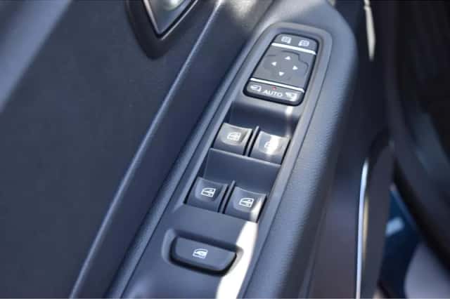 Renault Captur (2019) thumbnail 11