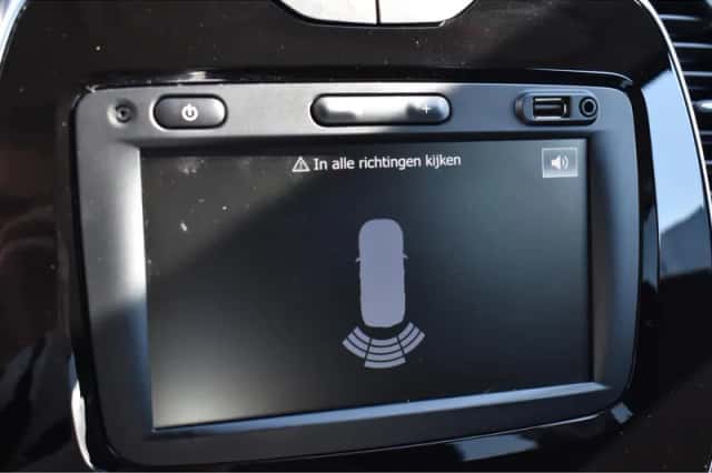 Renault Captur (2019) thumbnail 15