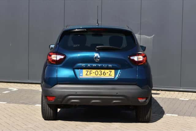 Renault Captur (2019) thumbnail 3