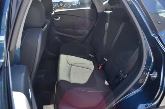 Renault Captur (2019) thumbnail 21