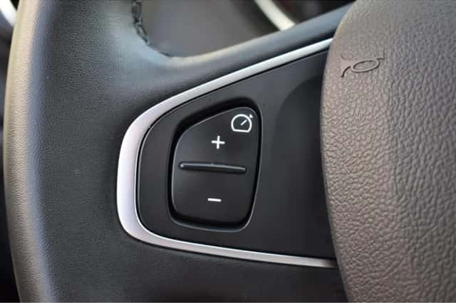 Renault Captur (2019) thumbnail 23