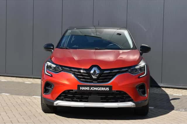 Renault Captur (2020) thumbnail 2