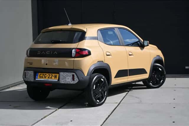 Dacia Spring (2024) thumbnail 3