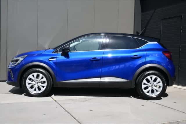 Renault Captur (2022) thumbnail 5