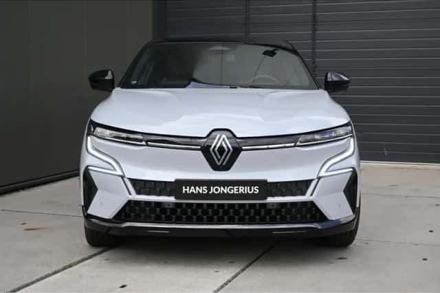 Renault Mégane E-Tech (2025) thumbnail 2