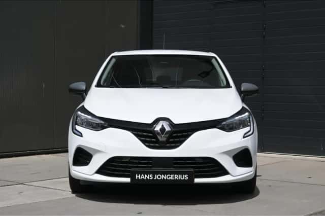 Renault Clio (2019) thumbnail 2