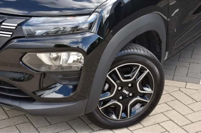 Dacia Spring (2024) thumbnail 3