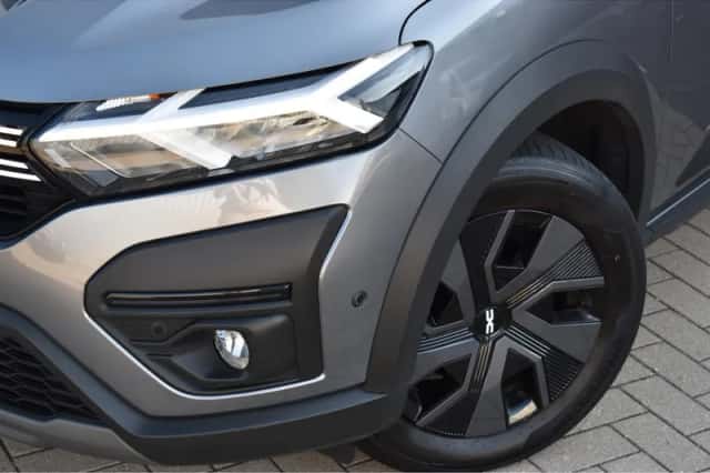 Dacia Jogger (2024) thumbnail 3