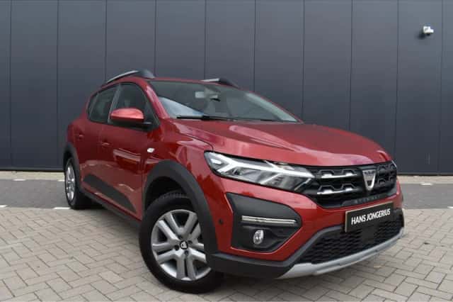 Dacia Sandero Stepway (2021) thumbnail 4