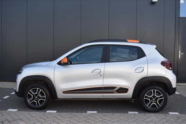 Dacia Spring (2022) thumbnail 2
