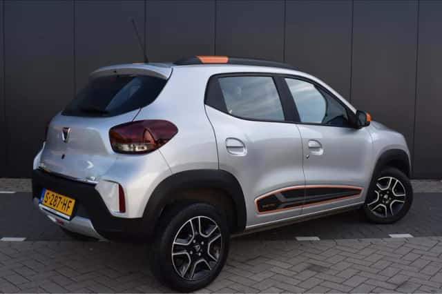 Dacia Spring (2022) thumbnail 5