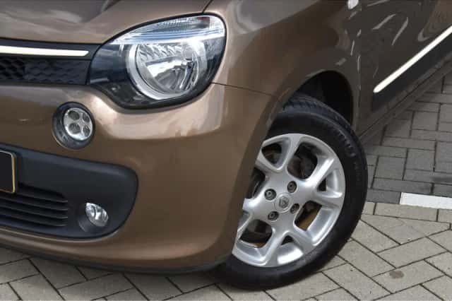 Renault Twingo (2014) thumbnail 2