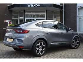 Renault Arkana (2022) thumbnail 2