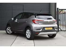 Renault Captur (2022) thumbnail 8