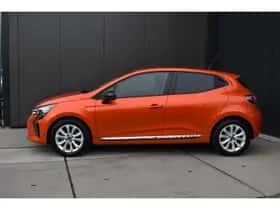 Renault Clio (2024) thumbnail 5