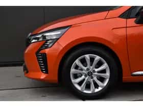 Renault Clio (2024) thumbnail 9