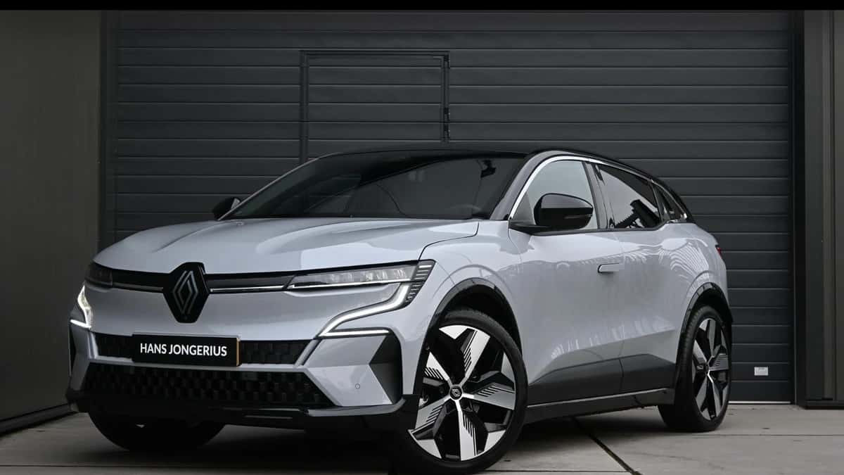 Renault Mégane E-Tech (2025) — foto 1