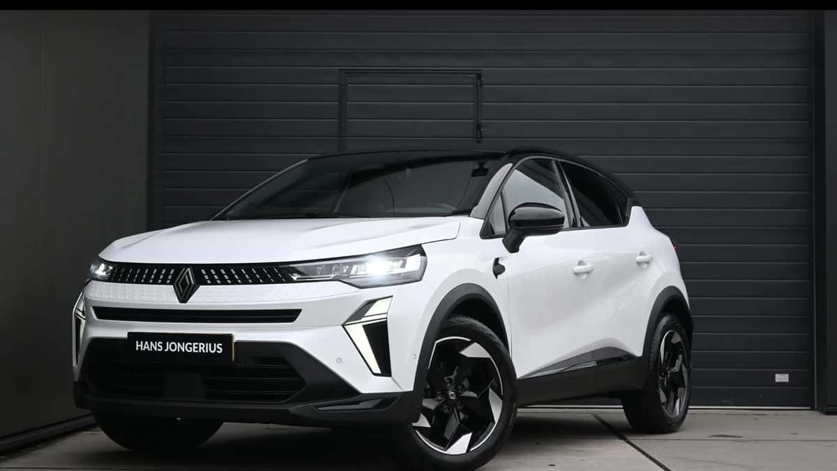 Renault Captur (2024) — foto 1