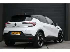 Renault Captur (2024) thumbnail 3