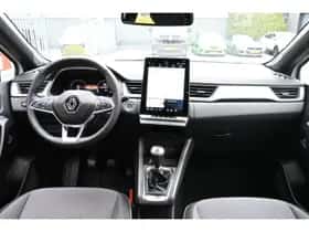 Renault Captur (2024) thumbnail 9