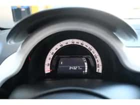 Renault Twingo (2015) thumbnail 16
