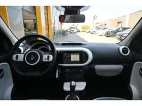 Renault Twingo (2015) thumbnail 10